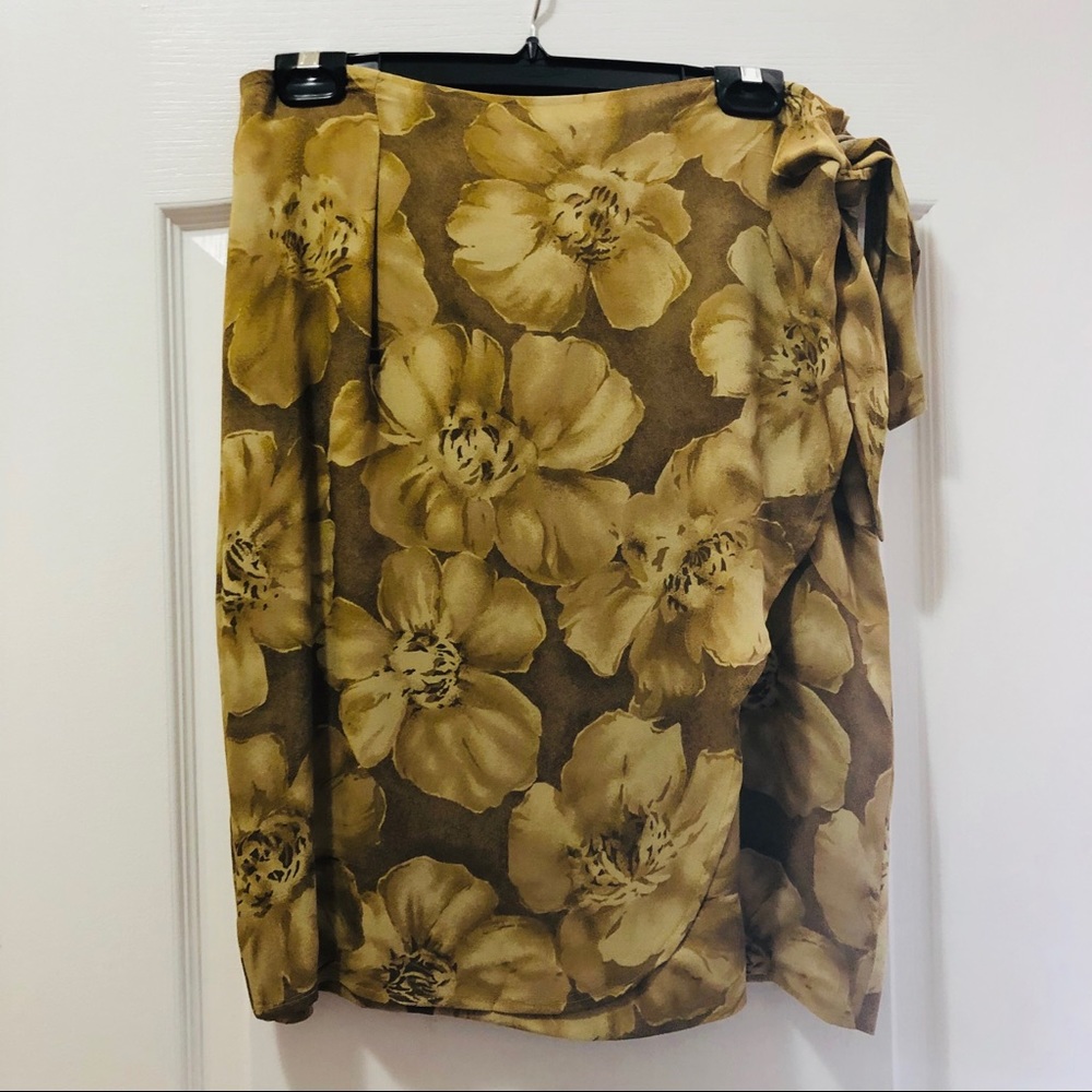 Sale! 🌟 JONES NEW YORK ❤️ beautiful skirt with side tie